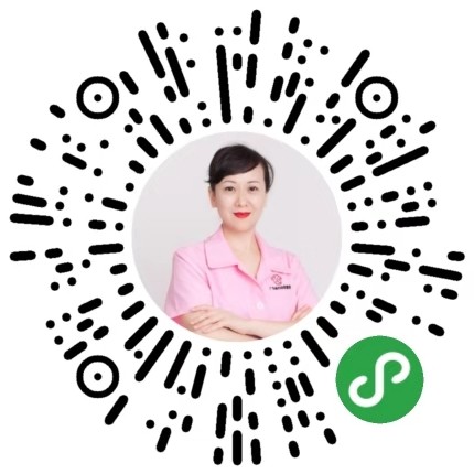 瑛华姐母乳喂养
